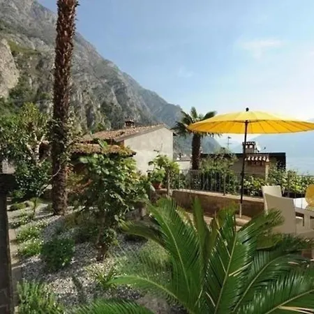 Wunderschoenes In Mit Privatem Parkplatz Und Neben Dem Holiday home *